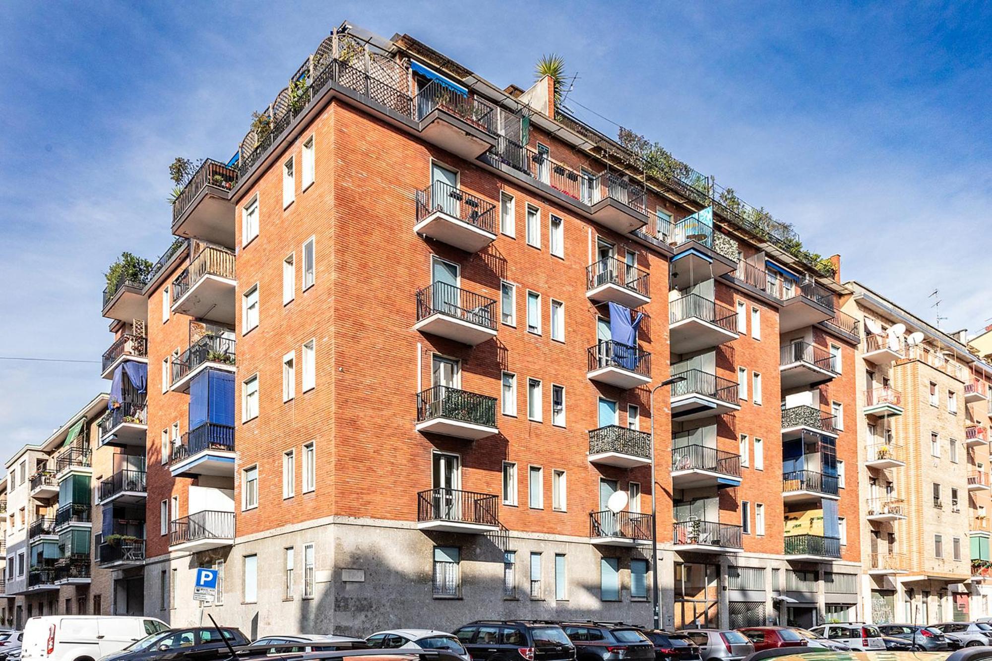 Dehomes - Porta Vittoria Comfort Suite Milan Bagian luar foto